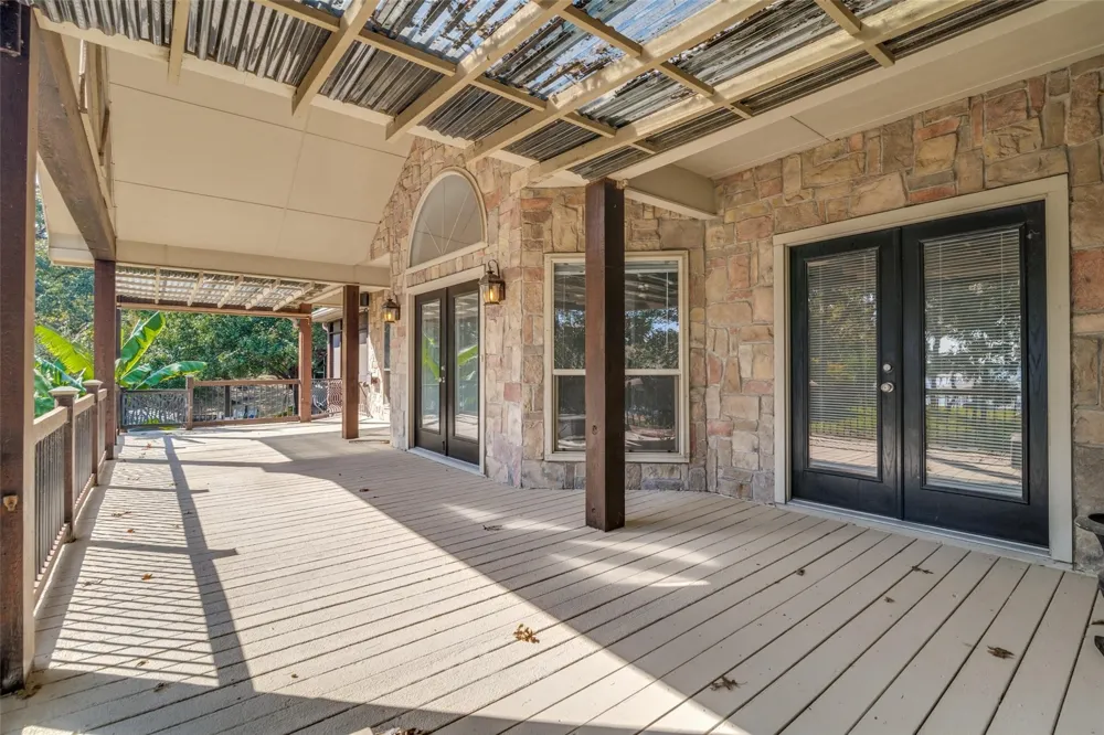129 Little River Bend Mabank, TX 75156