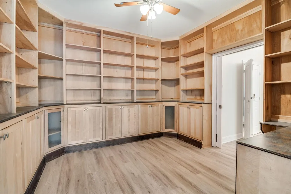 129 Little River Bend Mabank, TX 75156