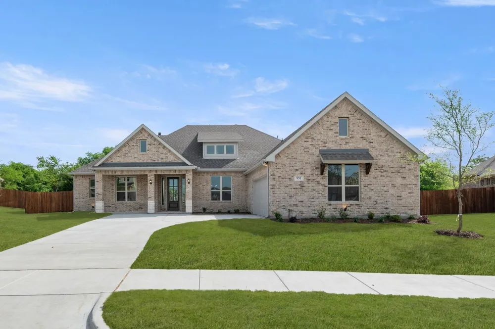 971 Richard Pittmon Drive DeSoto, TX 75115