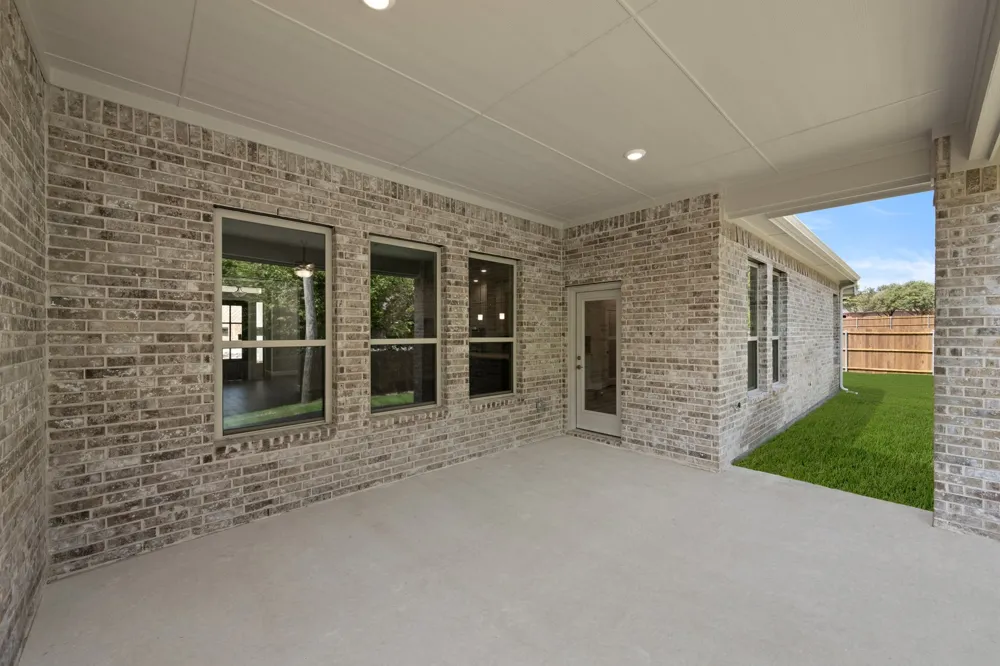 971 Richard Pittmon Drive DeSoto, TX 75115