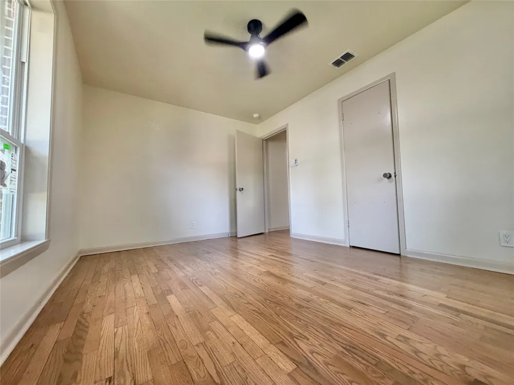1812 Carlton Street Denton, TX 76201