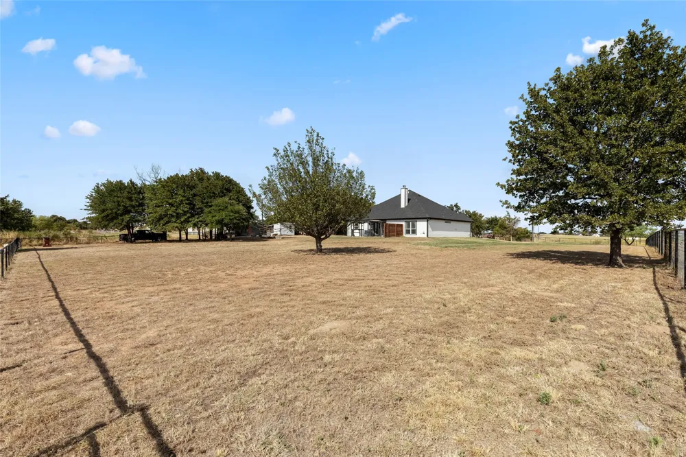6093 S Fm 730 Decatur, TX 76234