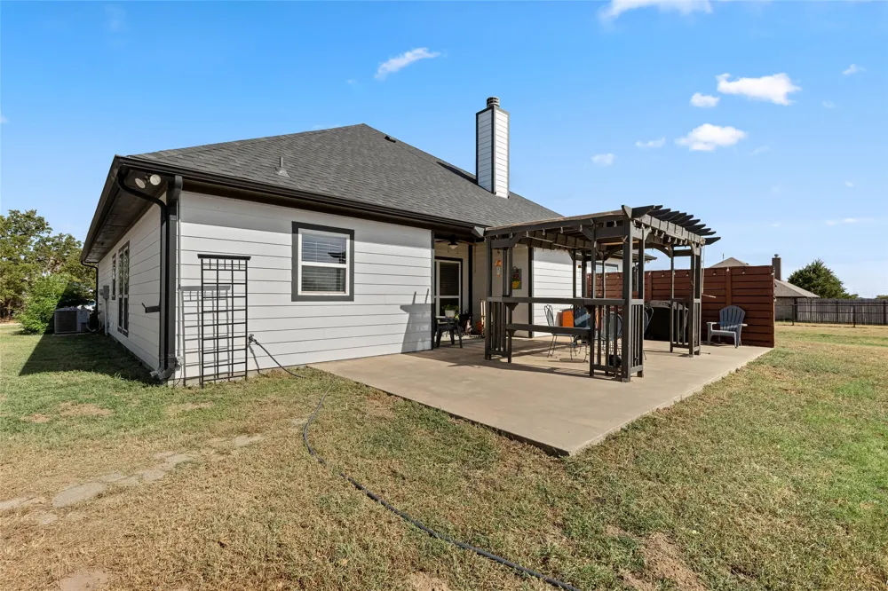 6093 S Fm 730 Decatur, TX 76234