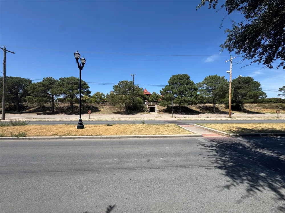 1089 S 1st Street Abilene, TX 79602