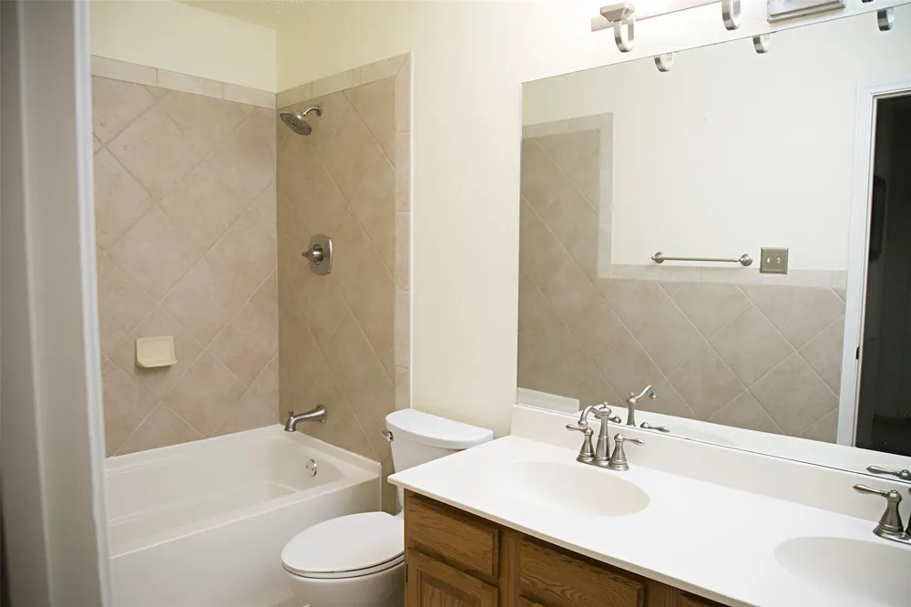 6706 Saddle Ridge Road Arlington, TX 76016