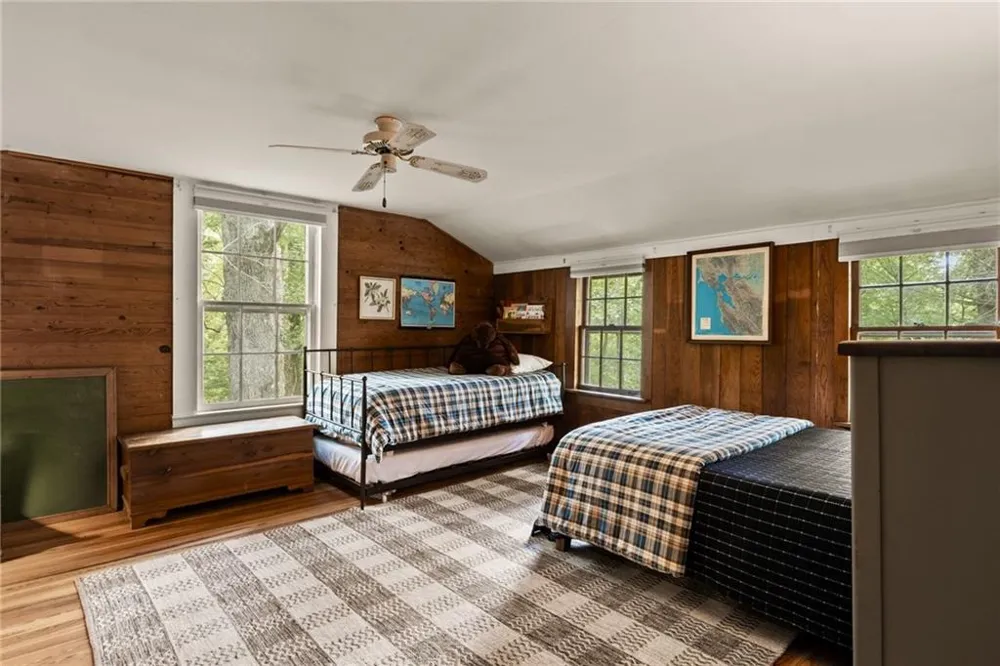 31 Bear Creek Lane Clayton, GA 30525