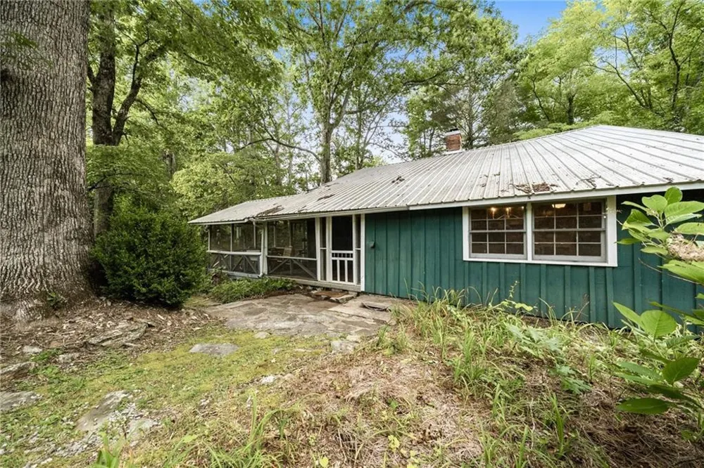 31 Bear Creek Lane Clayton, GA 30525