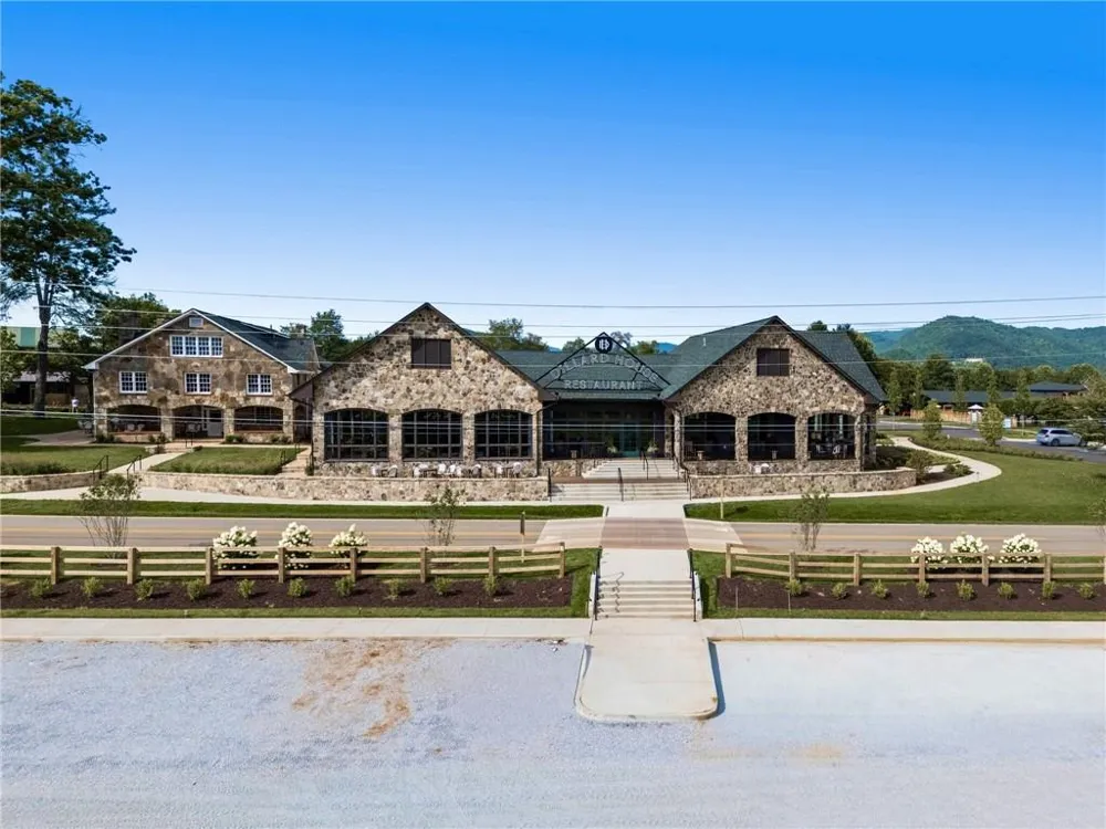 31 Bear Creek Lane Clayton, GA 30525