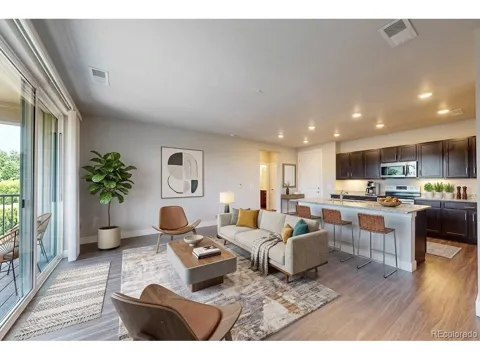 14341 E Tennessee Avenue #301