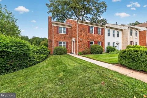 786 COLLEGE PARKWAY