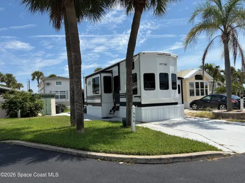 556 Pier Lane #451