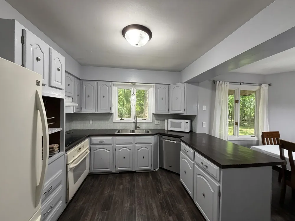 9051 Algoma Avenue NE Rockford, MI 49341