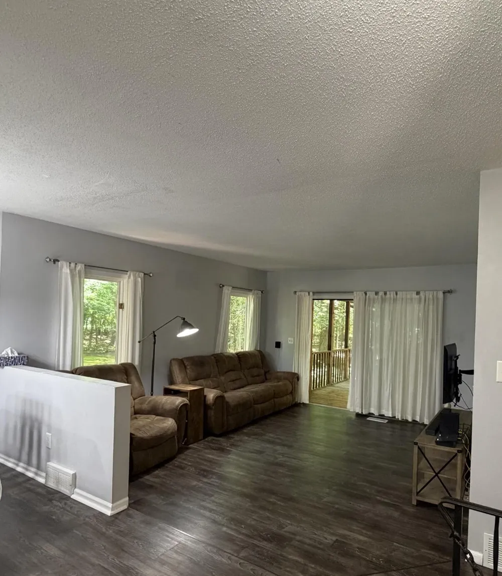 9051 Algoma Avenue NE Rockford, MI 49341