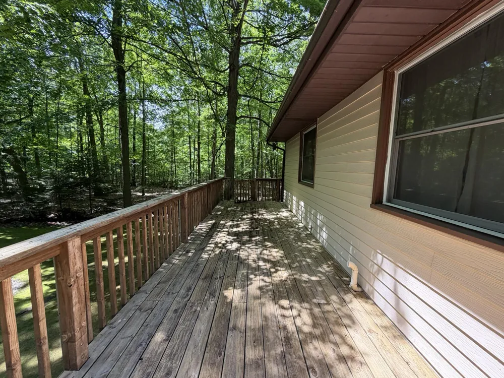 9051 Algoma Avenue NE Rockford, MI 49341