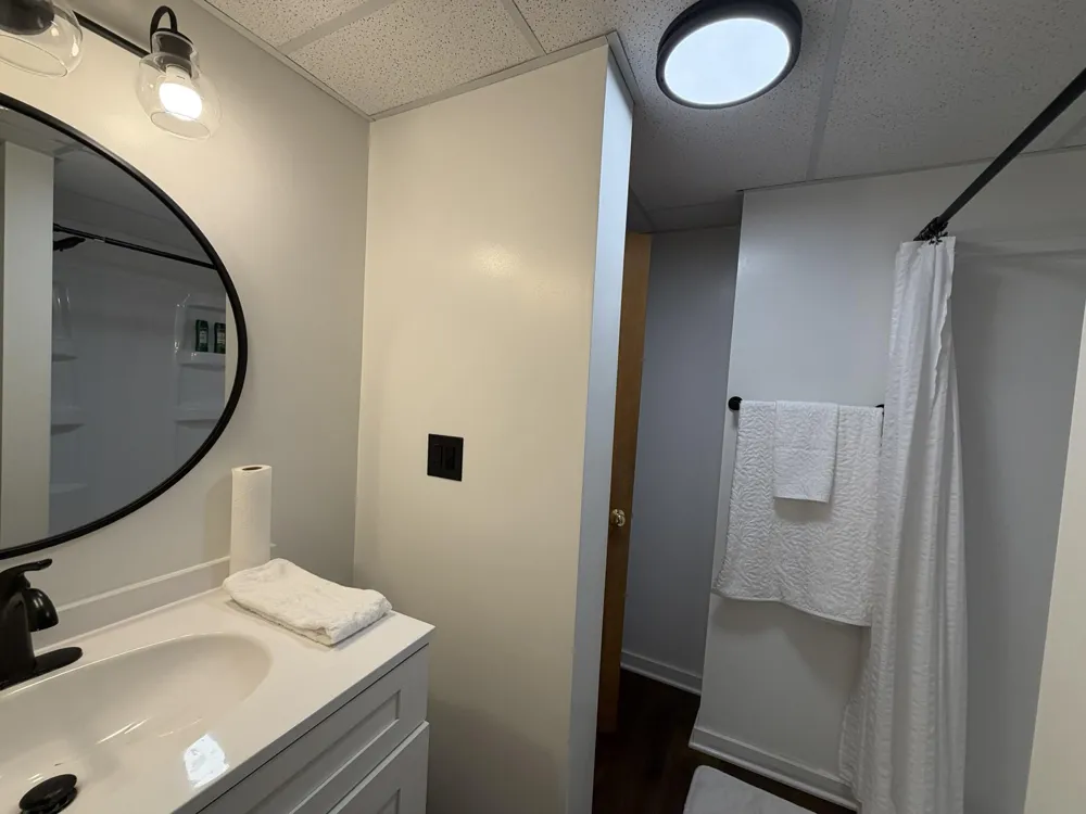 9051 Algoma Avenue NE Rockford, MI 49341