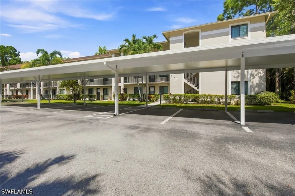 Deauville Circle #D106 Naples, FL 34112