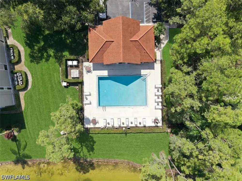Deauville Circle #D106 Naples, FL 34112