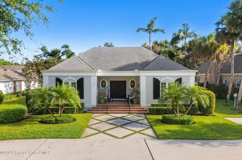 625 Riomar Drive