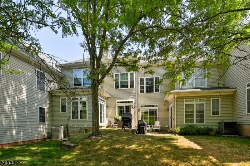 47 LOFT Dr Bridgewater, NJ 08836