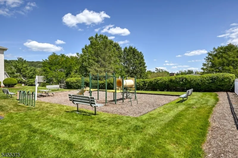 47 LOFT Dr Bridgewater, NJ 08836