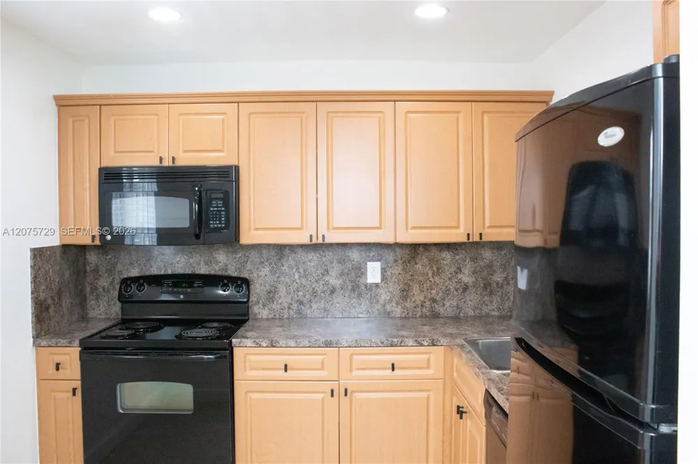 7860 Camino Real #L-406 Miami, FL 33143