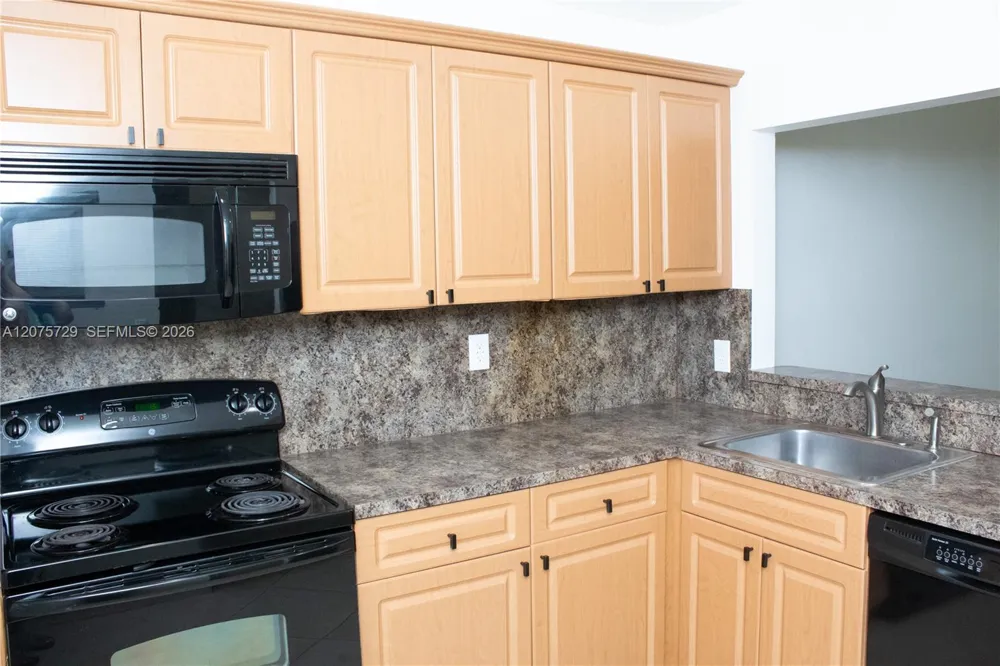 7860 Camino Real #L-406 Miami, FL 33143