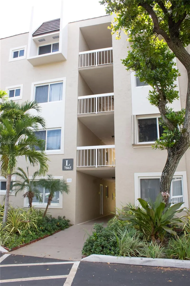 7860 Camino Real #L-406 Miami, FL 33143