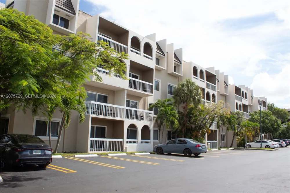 7860 Camino Real #L-406 Miami, FL 33143