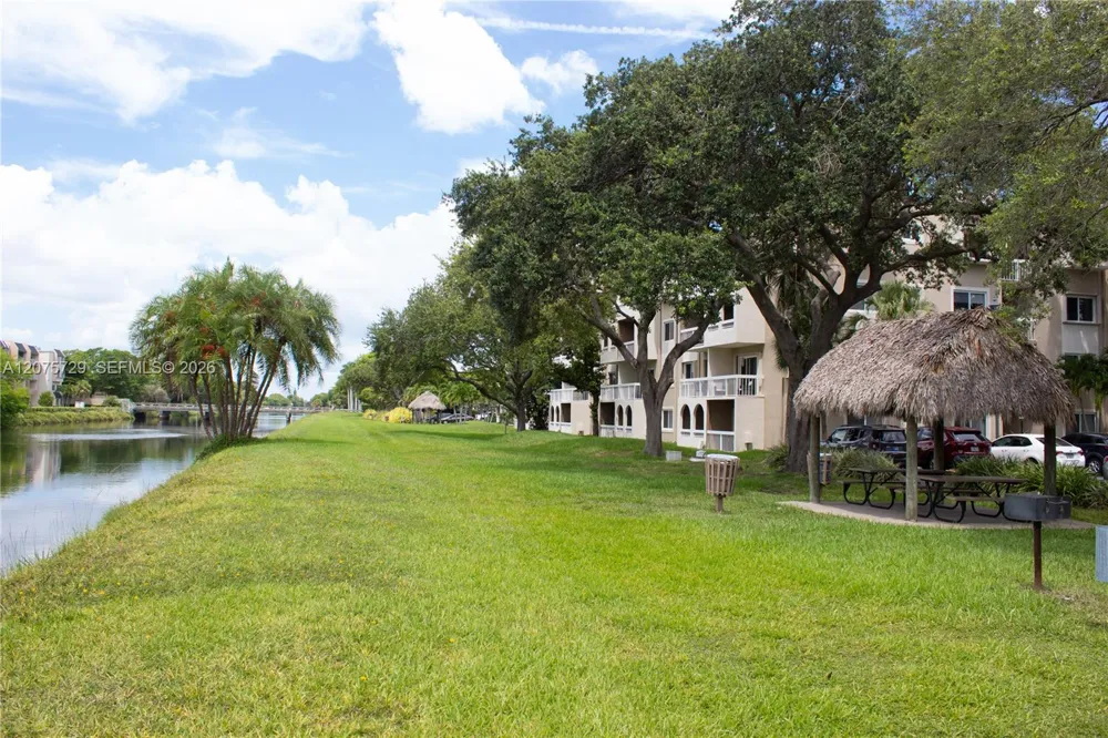 7860 Camino Real #L-406 Miami, FL 33143