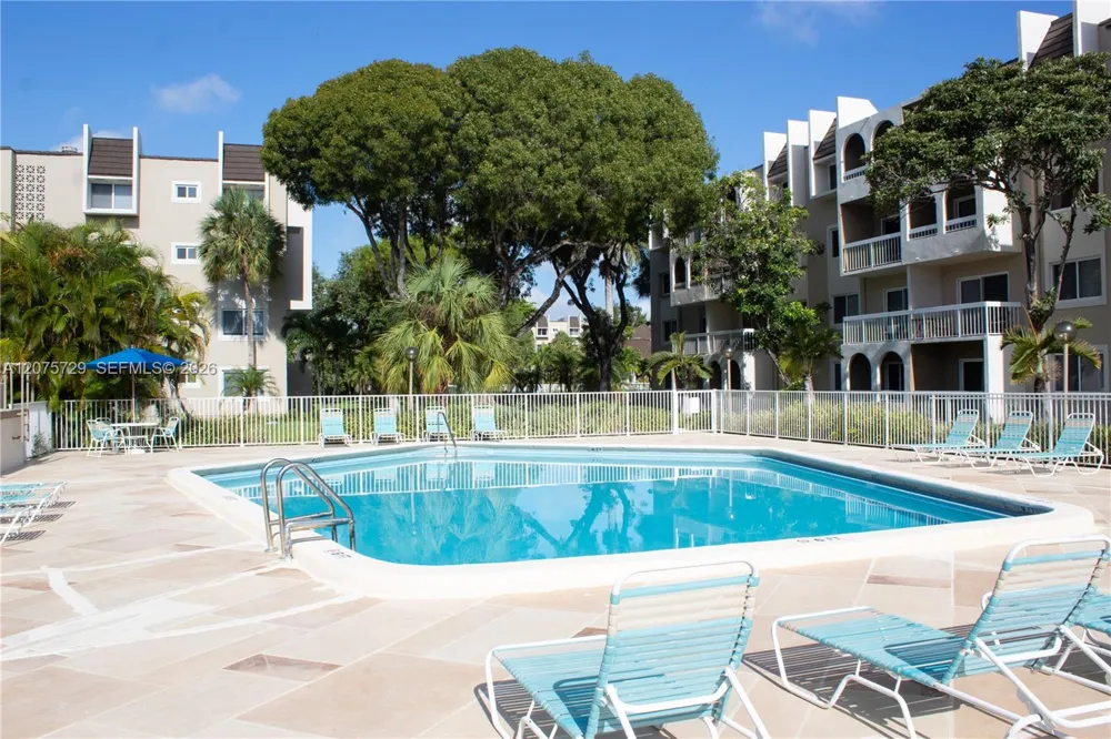 7860 Camino Real #L-406 Miami, FL 33143