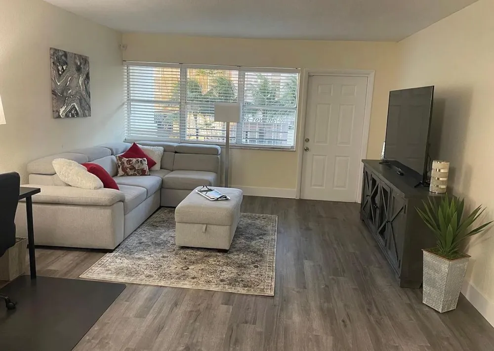 401 Golden Isles Drive #203 Hallandale Beach, FL 33009