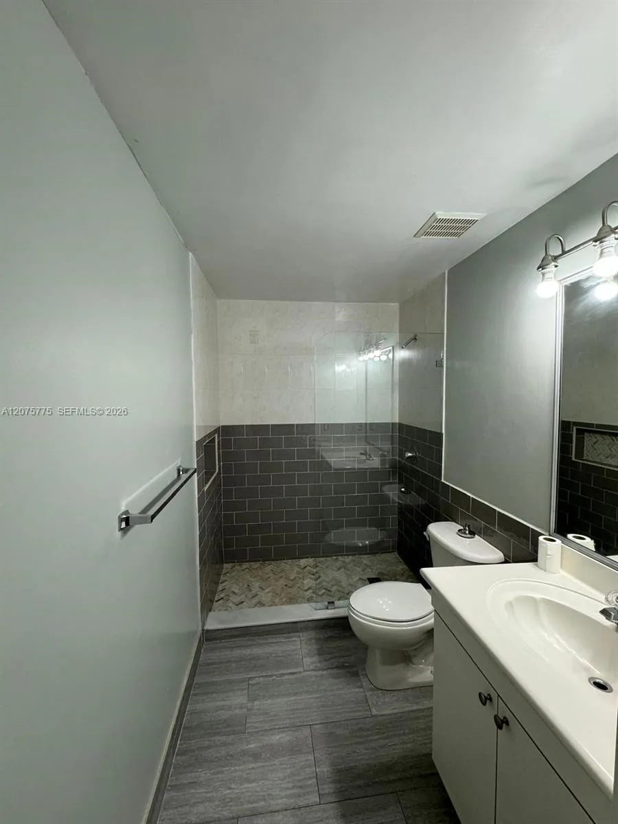 Address Not Shown Doral, FL 33178