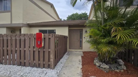 3050 NW 106th Ave #7