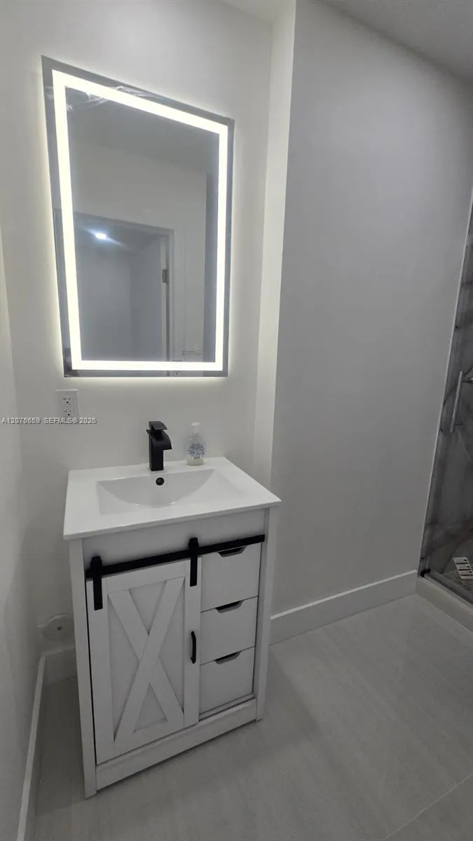 3050 NW 106th Ave #7 Sunrise, FL 33322
