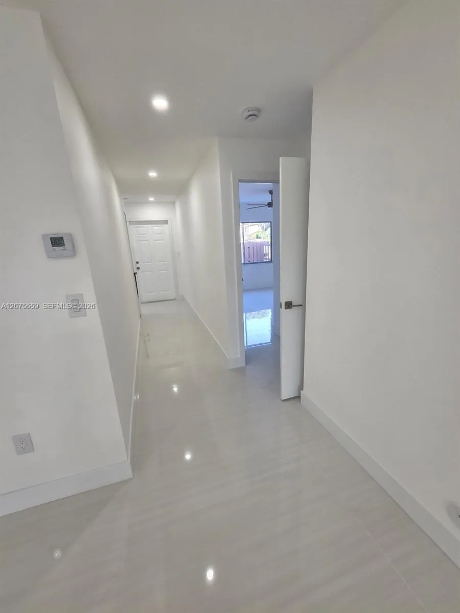 3050 NW 106th Ave #7 Sunrise, FL 33322