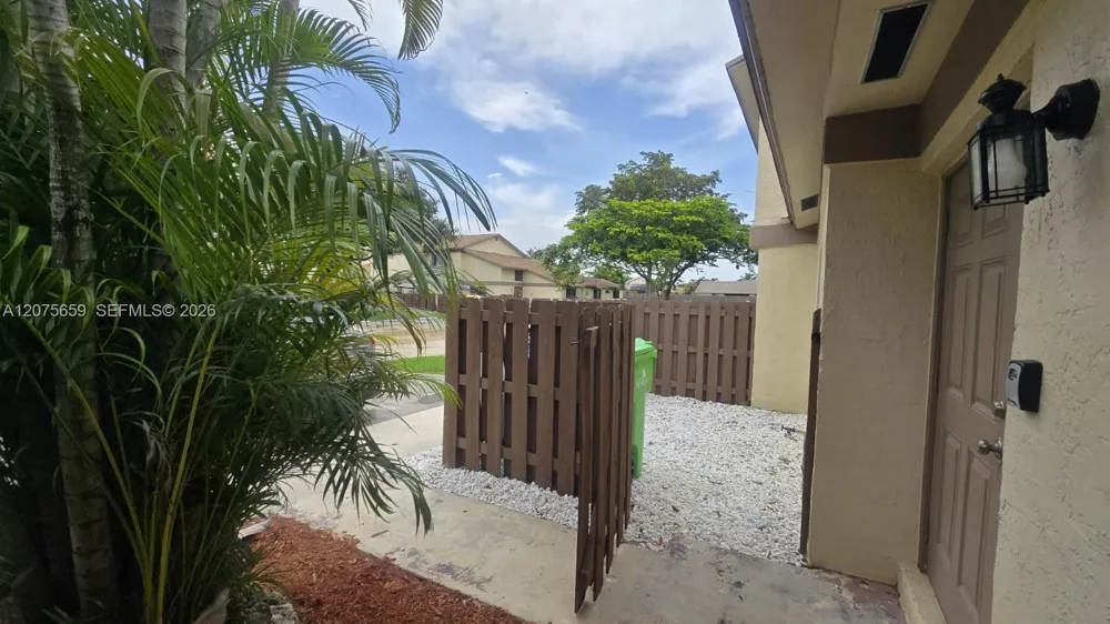 3050 NW 106th Ave #7 Sunrise, FL 33322
