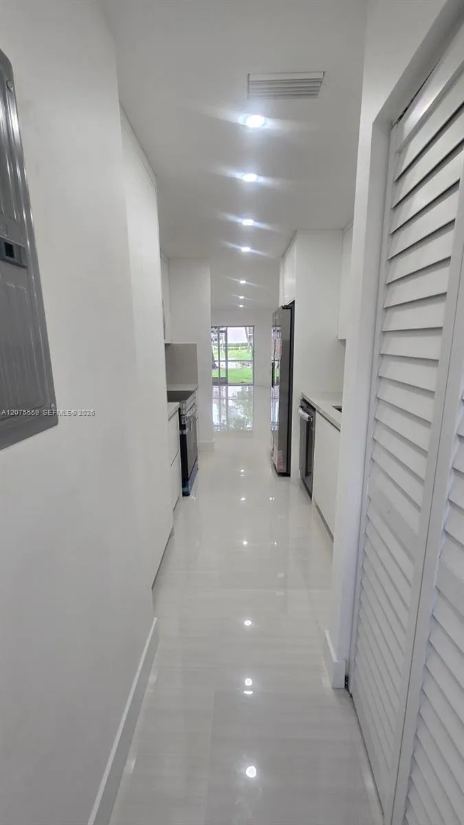 3050 NW 106th Ave #7 Sunrise, FL 33322