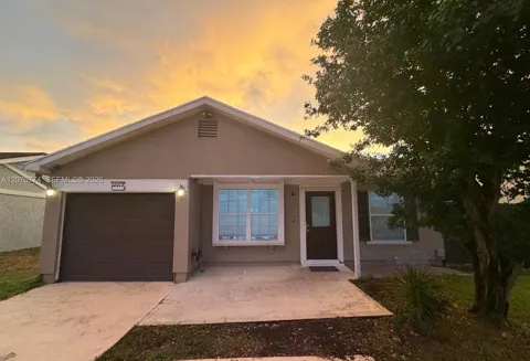 22979 Sandalfoot Blvd