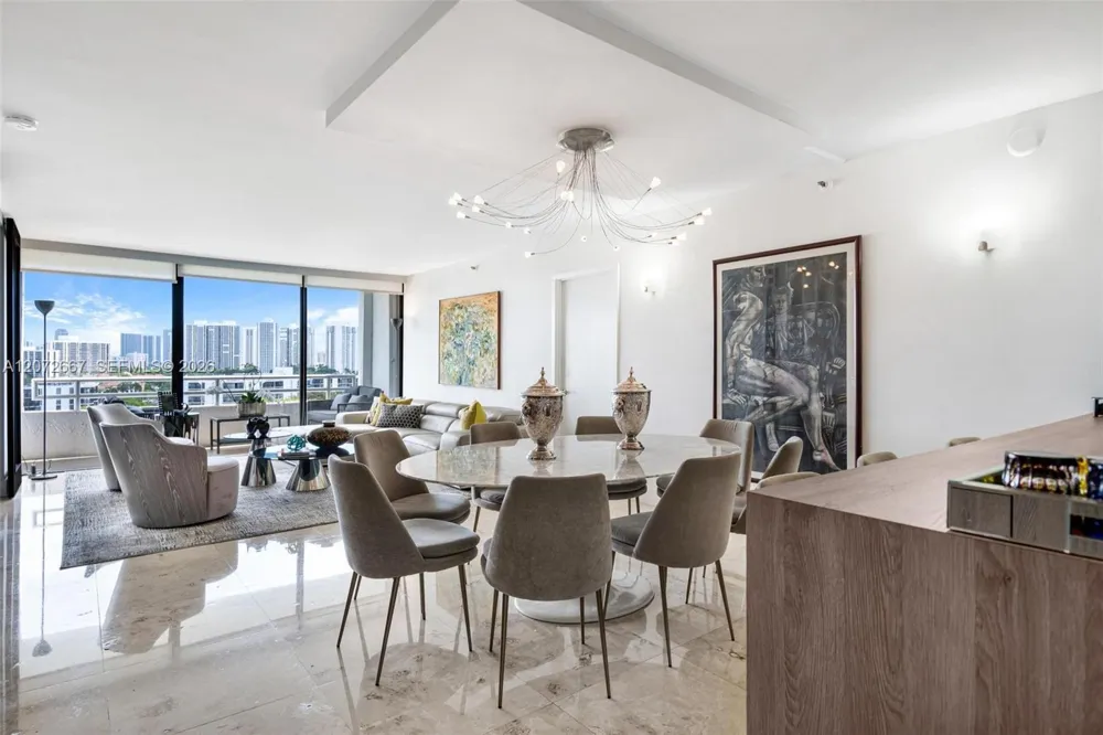 20225 NE 34th Ct #1119 Aventura, FL 33180
