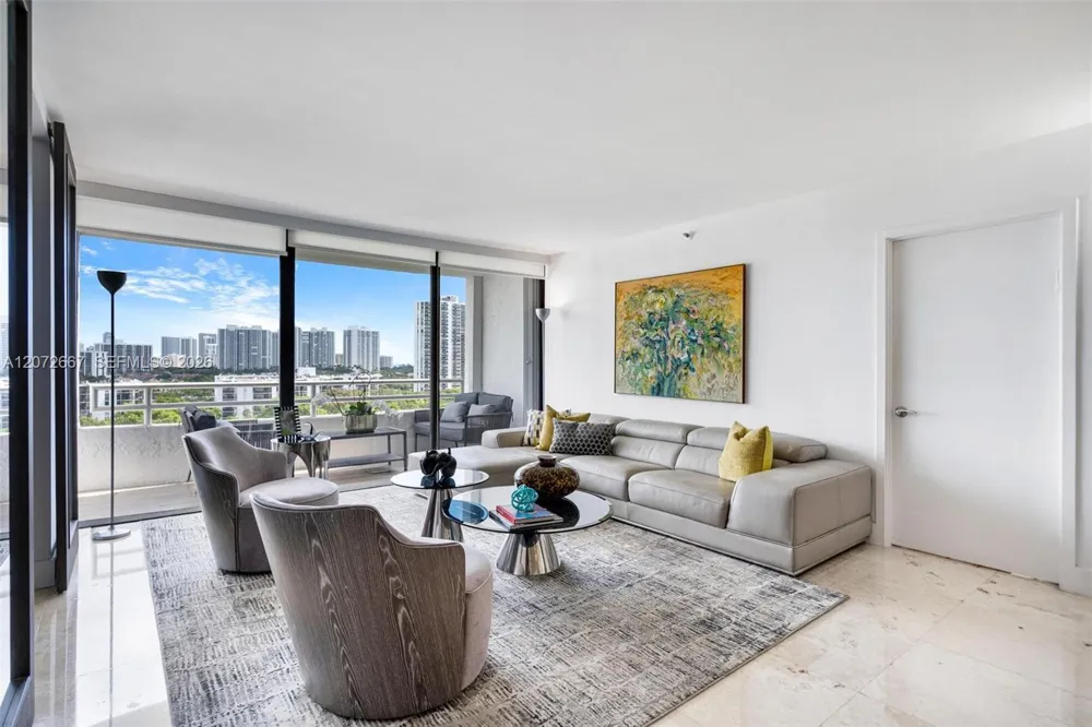 20225 NE 34th Ct #1119 Aventura, FL 33180