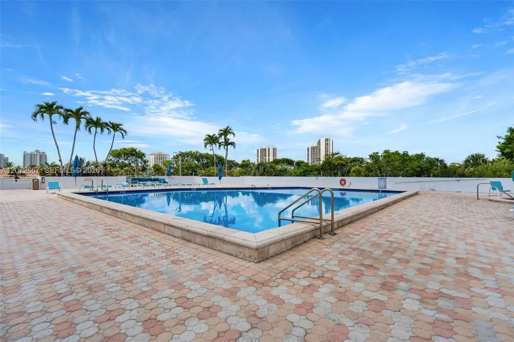 20225 NE 34th Ct #1119 Aventura, FL 33180