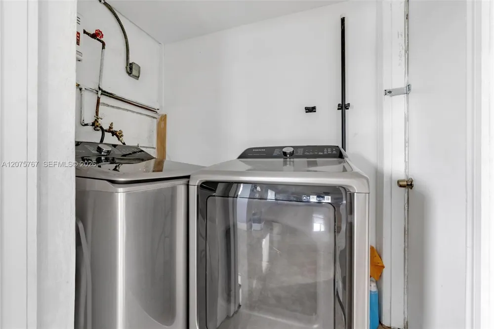 6049 W 14th Ct Hialeah, FL 33012