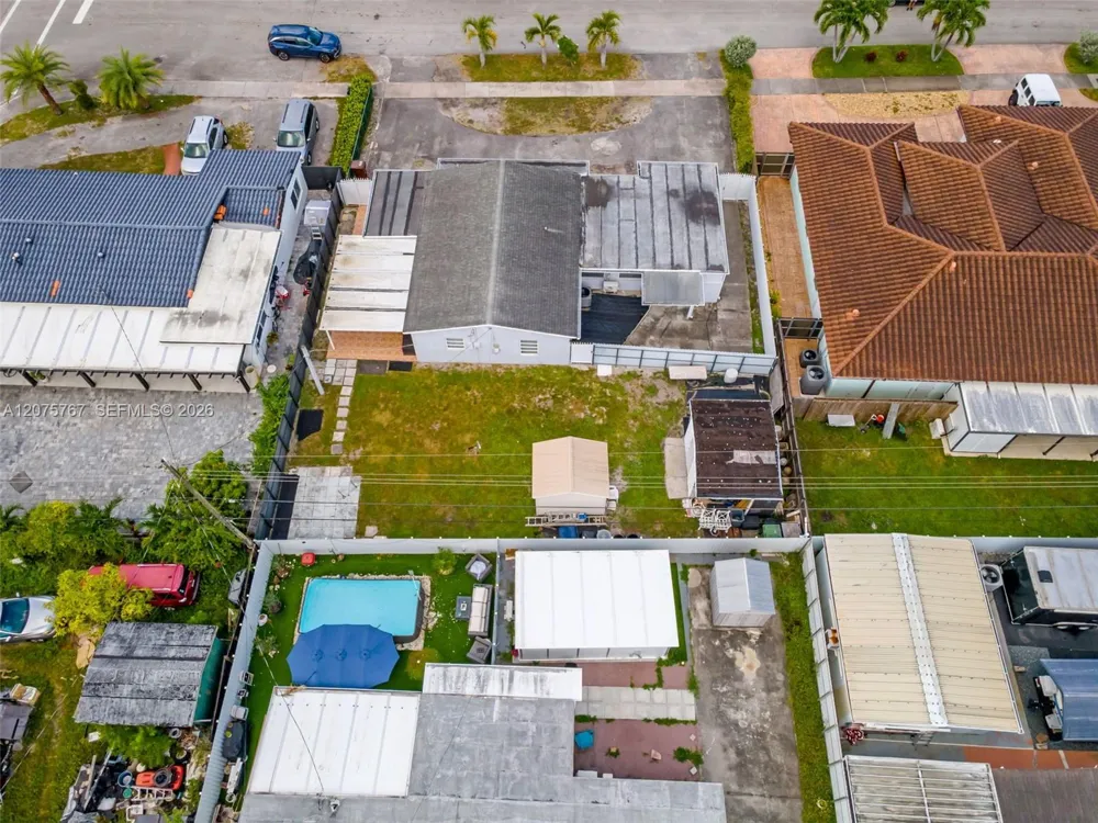6049 W 14th Ct Hialeah, FL 33012