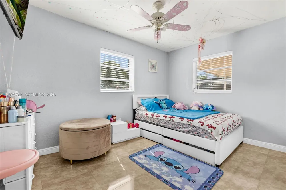 6049 W 14th Ct Hialeah, FL 33012