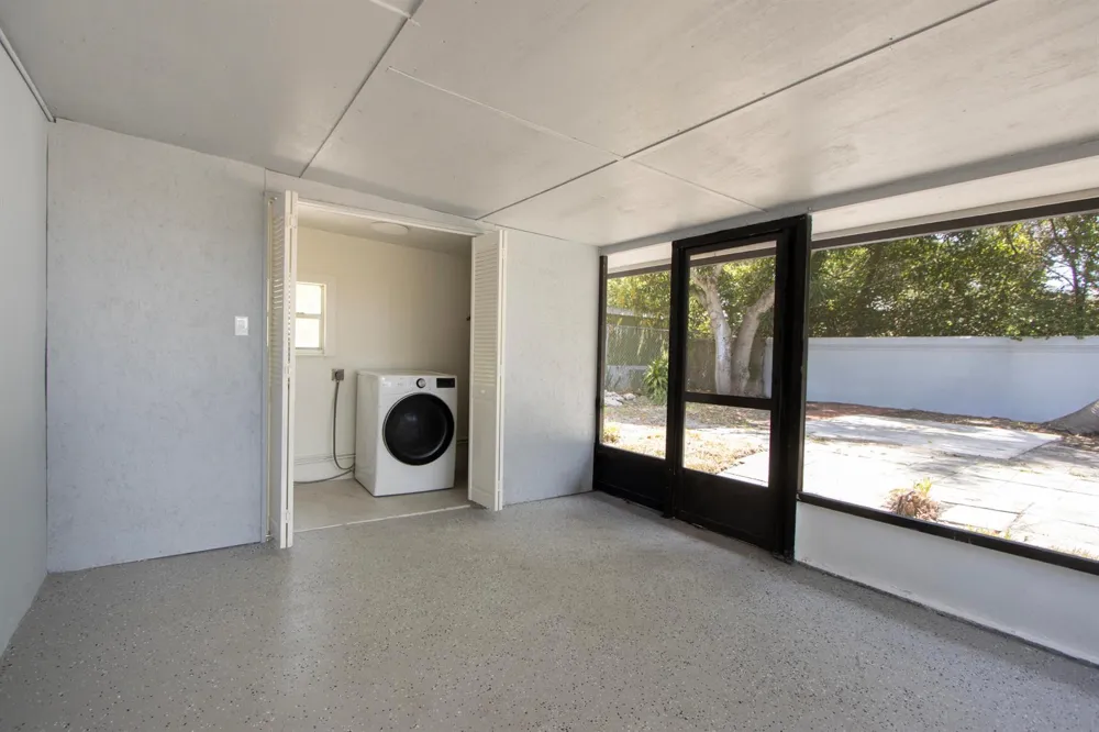1830 NE 2ND LANE NE Boynton Beach, FL 33435