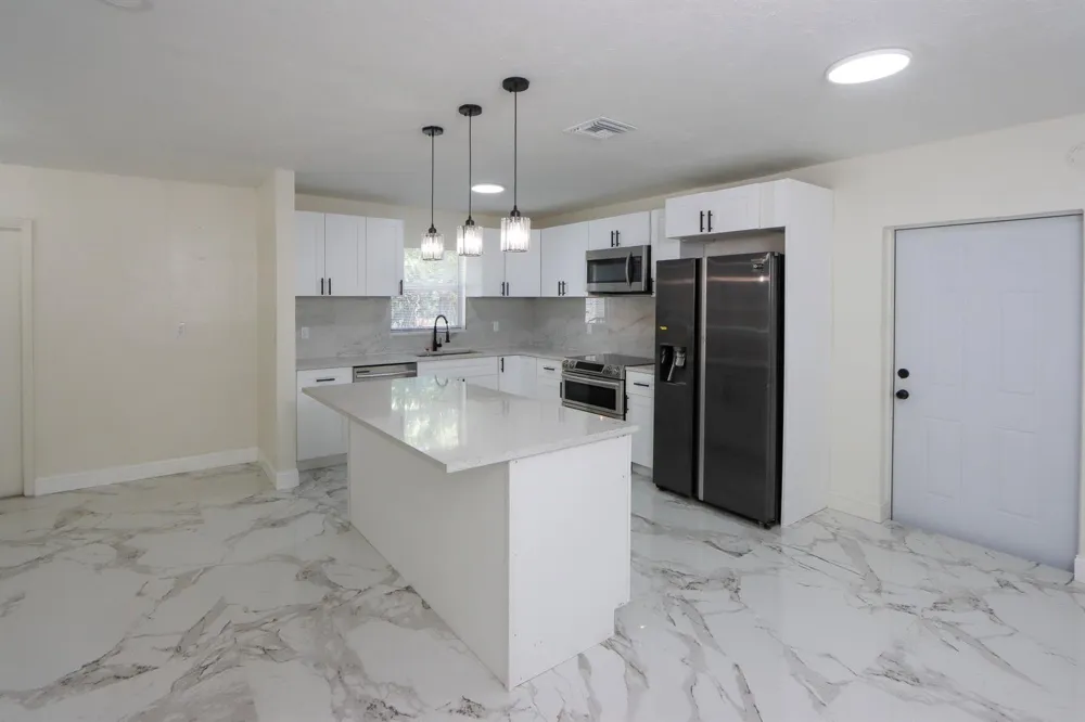 1830 NE 2ND LANE NE Boynton Beach, FL 33435