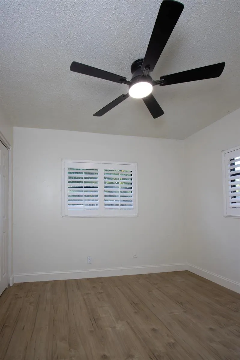 1830 NE 2ND LANE NE Boynton Beach, FL 33435