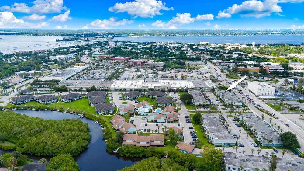 950 S Kanner Highway #Unit B31 Stuart, FL 34994