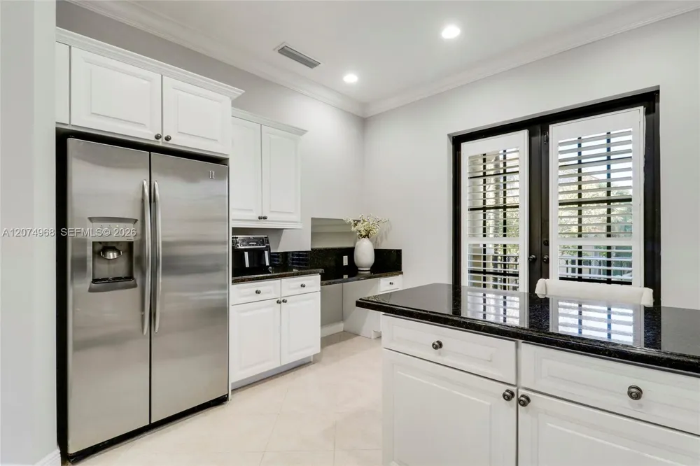 703 Del Sol Cir #703 Tequesta, FL 33469