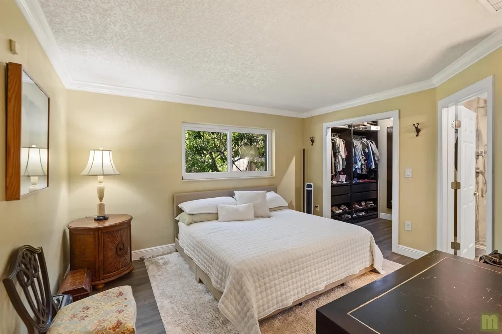 291 Lake Drive Coconut Creek, FL 33066